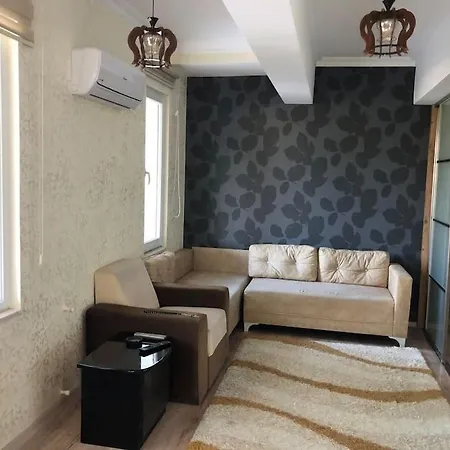 Lara Denize 900 Metre Havuzlu 1+1 Ozel Muthis Lokasyon Ev * Antalya