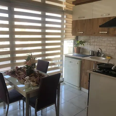 Apartment Lara Denize 900 Metre Havuzlu 1+1 Ozel Muthis Lokasyon Ev *
