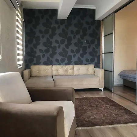 Lara Denize 900 Metre Havuzlu 1+1 Ozel Muthis Lokasyon Ev * Antalya