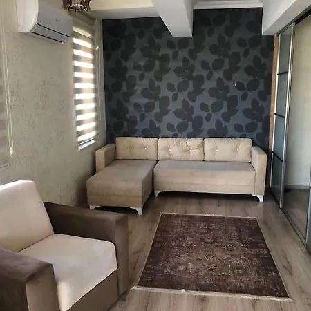 Lara Denize 900 Metre Havuzlu 1+1 Ozel Muthis Lokasyon Ev Apartment *