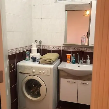 Lara Denize 900 Metre Havuzlu 1+1 Ozel Muthis Lokasyon Ev Апартаменты